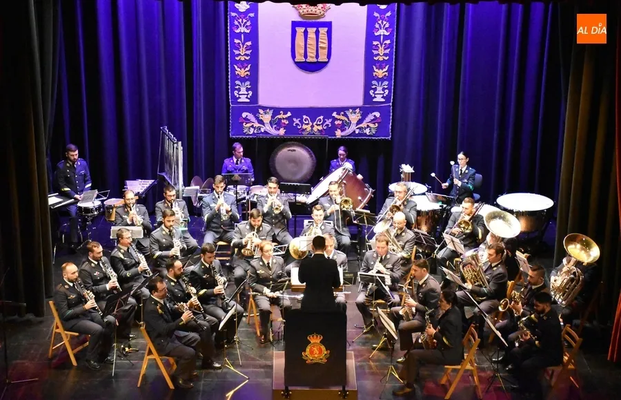 Foto 11 - La Academia B&aacute;sica del Aire y del Espacio protagoniza la 1&ordf; actuaci&oacute;n del 2023 en el Teatro
