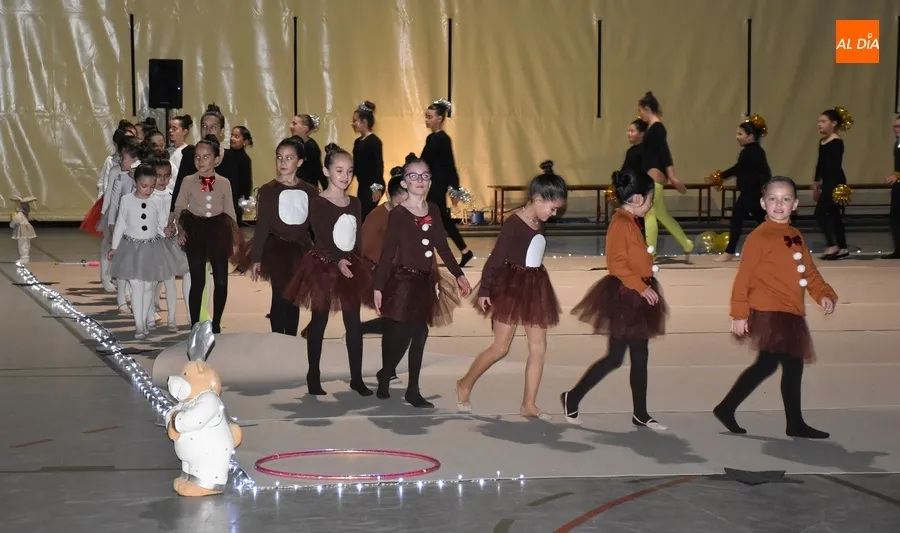 Foto 6 - El Club &Iacute;taca celebra su Gala de Navidad ante un ampl&iacute;simo n&uacute;mero de familiares
