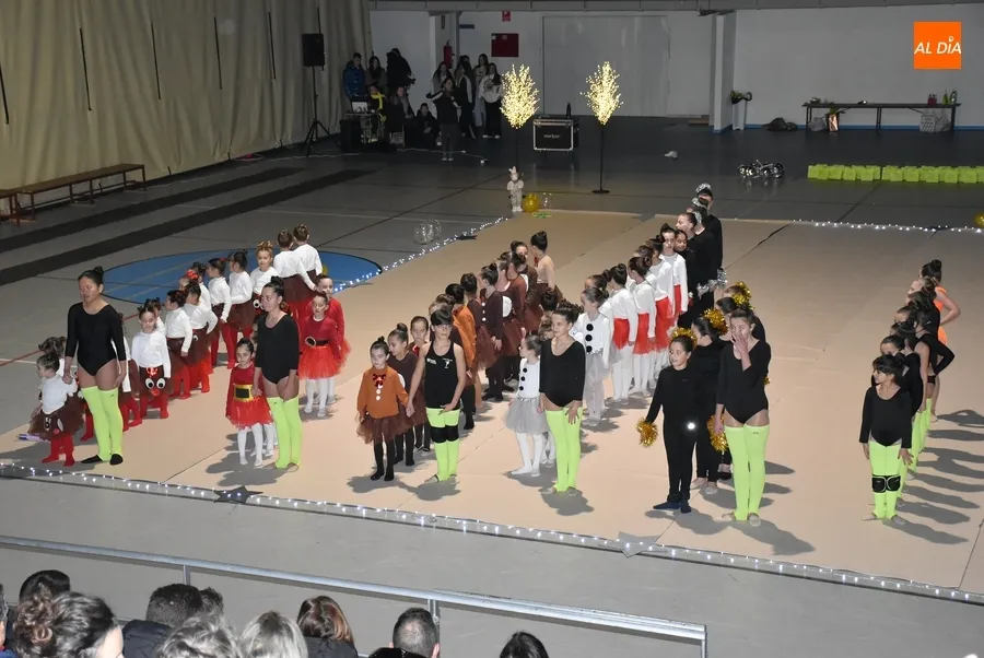 Foto 10 - El Club &Iacute;taca celebra su Gala de Navidad ante un ampl&iacute;simo n&uacute;mero de familiares