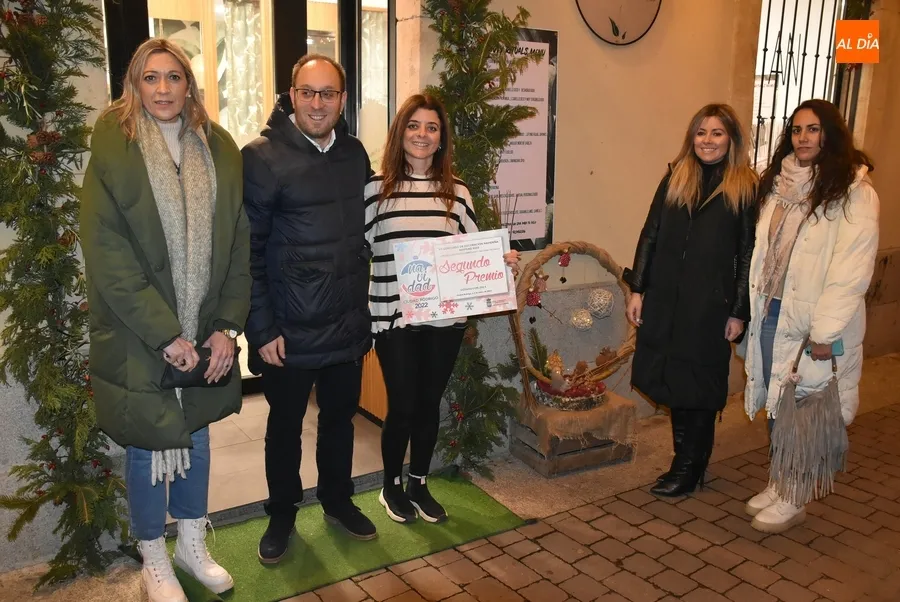 Foto 2 - Entregados los premios del Concurso de Decoraci&oacute;n Navide&ntilde;a en una larga ruta por Mir&oacute;briga