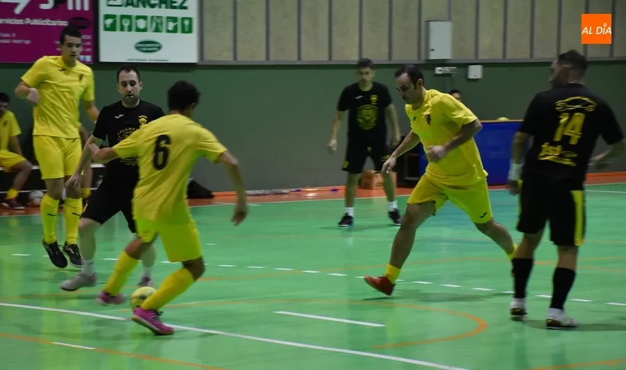Foto 4 - El Mir&oacute;briga Futsal logra por fin ganar ante su afici&oacute;n