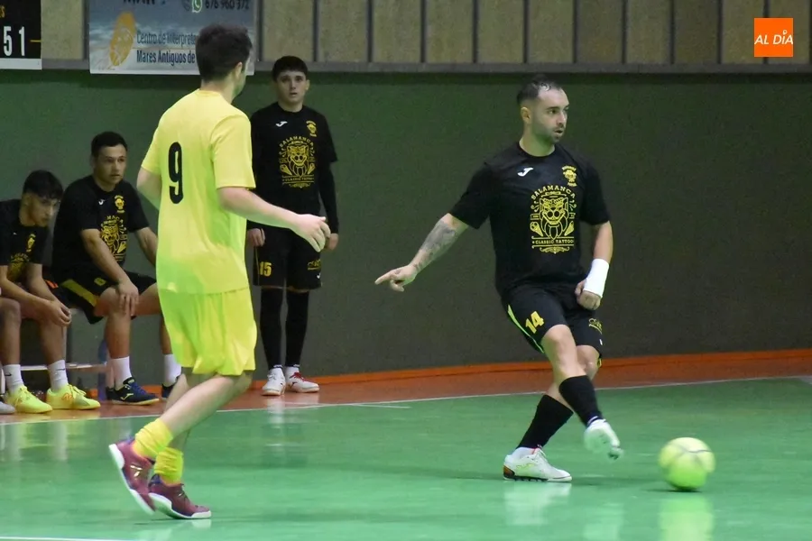 Foto 10 - El Mir&oacute;briga Futsal logra por fin ganar ante su afici&oacute;n