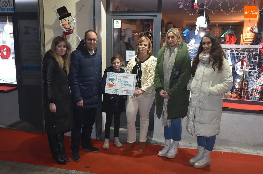 Foto 9 - Entregados los premios del Concurso de Decoraci&oacute;n Navide&ntilde;a en una larga ruta por Mir&oacute;briga