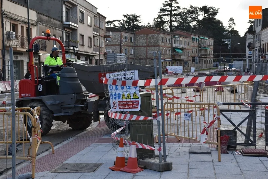 Foto 8 - Se retoman las obras de la Avenida de Espa&ntilde;a tras el par&oacute;n navide&ntilde;o