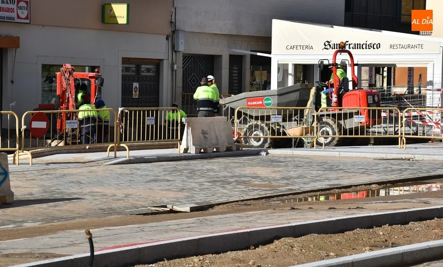 Foto 11 - Se retoman las obras de la Avenida de Espa&ntilde;a tras el par&oacute;n navide&ntilde;o