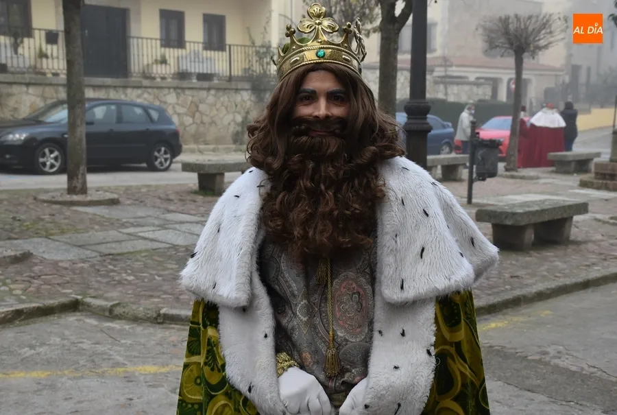 Foto 4 - Recuperadas las cl&aacute;sicas visitas de los Magos a las residencias de ancianos