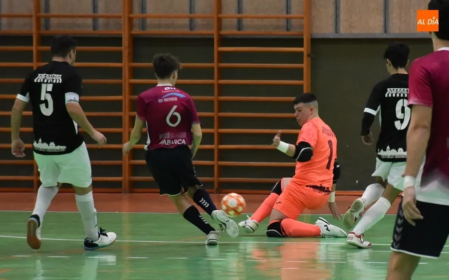 Foto 9 - Ins&oacute;lita tarde de sequ&iacute;a goleadora del Juvenil y el Cadete A del III Columnas frente a Leis y La Ba&ntilde;eza