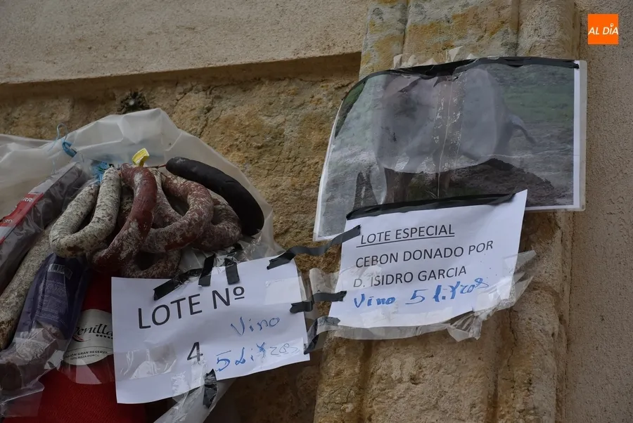 Foto 5 - Una decena de perros recibe en San Andr&eacute;s la bendici&oacute;n del patr&oacute;n de los animales