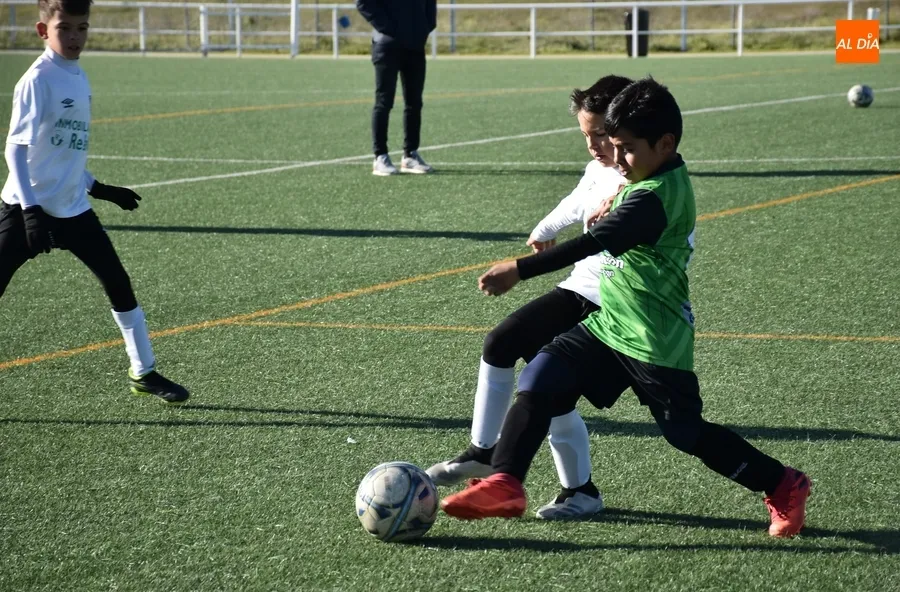 Foto 5 - Una c&oacute;moda goleada local y una remontada visitante en la g&eacute;lida ma&ntilde;ana dominical en La Muge