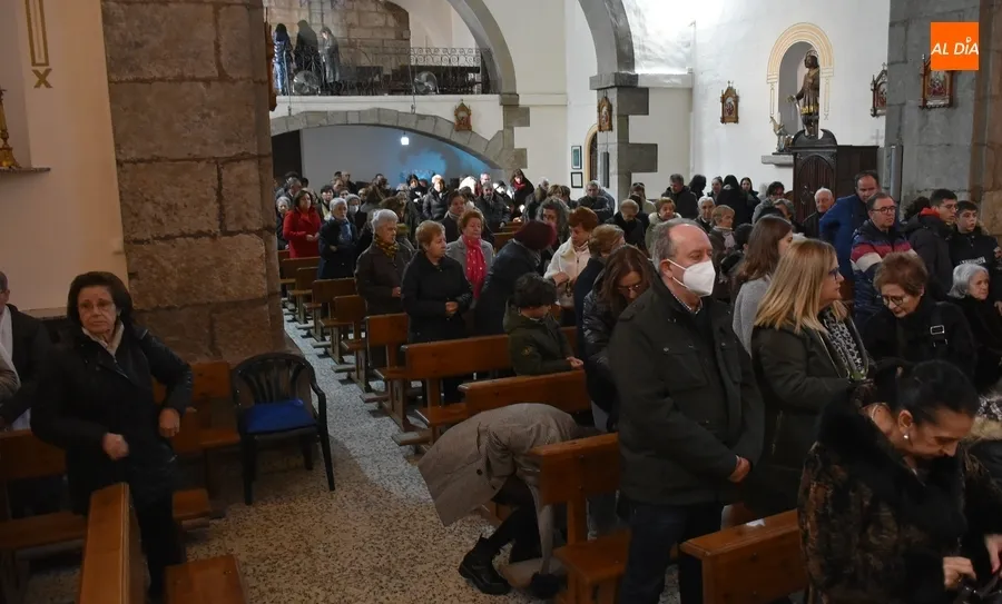 Foto 5 - Los Reyes se reencuentran con los ni&ntilde;os para culminar la generosa Navidad de San Andr&eacute;s