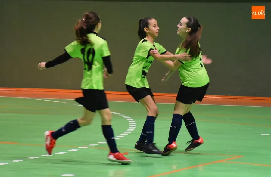 Foto 10 - #M | 14-15 ENE | Tablas en el derby alev&iacute;n del III Columnas en los Juegos Escolares
