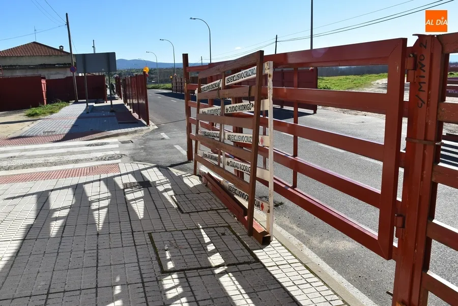 Foto 4 - Estrenadas dos puertas en la zona de los toriles para evitar fugas de astados como la del a&ntilde;o pasado