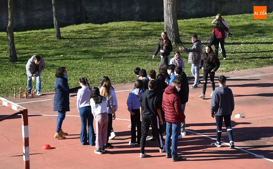 Foto 3 - Animad&iacute;simo D&iacute;a de la Convivencia en el IES Fray Diego incluyendo una gran paellada