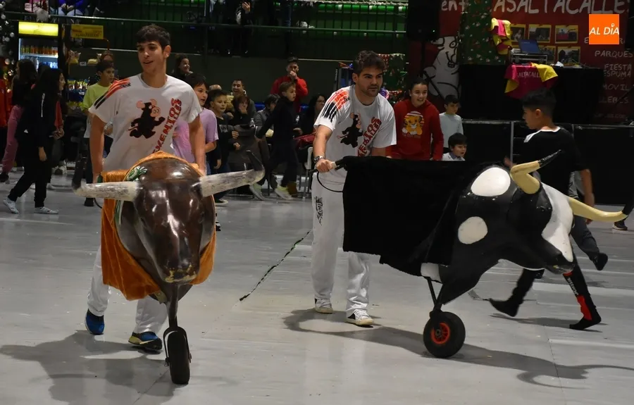 Foto 7 - Navilandia vive con gran ambiente su cl&aacute;sico encierro de carretones