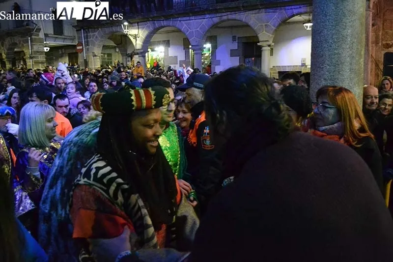 Foto 11 - Los Reyes Magos inundan B&eacute;jar de sonrisas, alegr&iacute;a y sue&ntilde;os