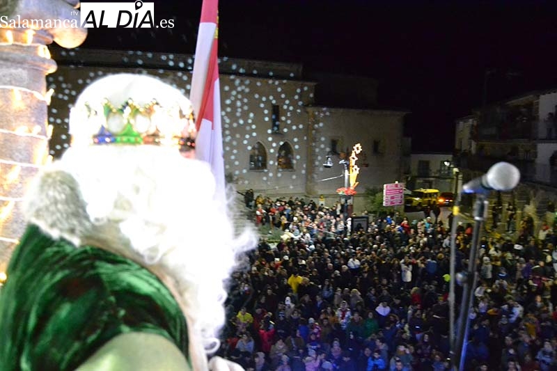 Foto 6 - Los Reyes Magos inundan Béjar de sonrisas, alegría y sueños
