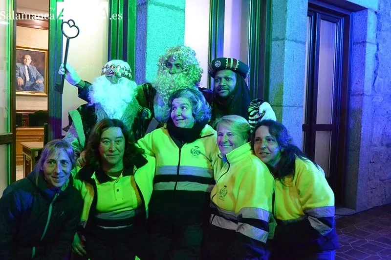 Foto 3 - Los Reyes Magos inundan B&eacute;jar de sonrisas, alegr&iacute;a y sue&ntilde;os