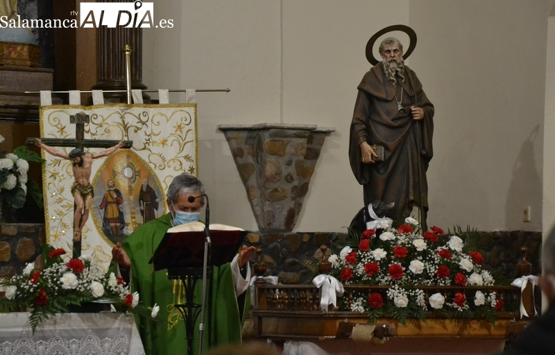Foto 5 - Fallece a los 79 años de edad el sacerdote Domingo Peinado Pablos