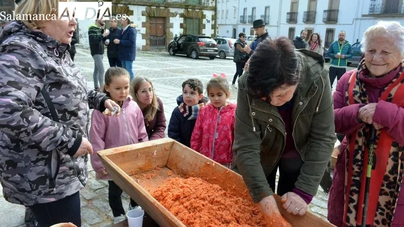 La Plaza Mayor se convirtió en una gran cocina matancera durante toda la mañana