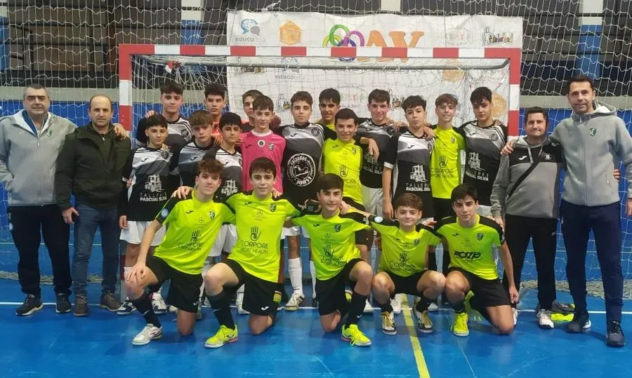 Foto 2 - El III Cadete queda subcampe&oacute;n del Torneo de Reyes de Villamayor