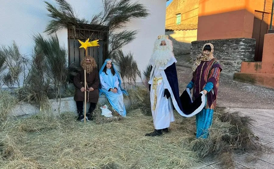 Foto 4 - Apretad&iacute;sima agenda de Sus Majestades en Agallas