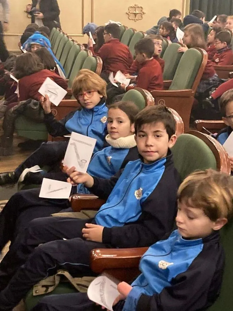 Foto 7 - Los alumnos del colegio San Juan Bosco disfrutan con 'El extra&ntilde;o caso de la trompeta intrusa'&nbsp;