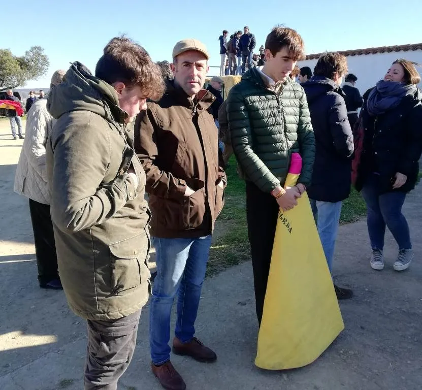 Foto 4 - Cr&oacute;nica de un d&iacute;a de tentadero