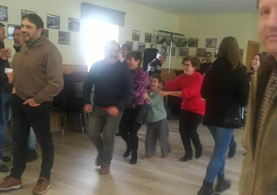 Foto 3 - Los vecinos de Monsagro festejan juntos a su patr&oacute;n San Juli&aacute;n