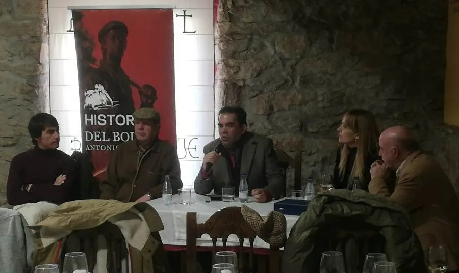 Foto 4 - Buen juego de las vacas de Ignacio L&oacute;pez Chaves en la parada del Bols&iacute;n en Ledesma