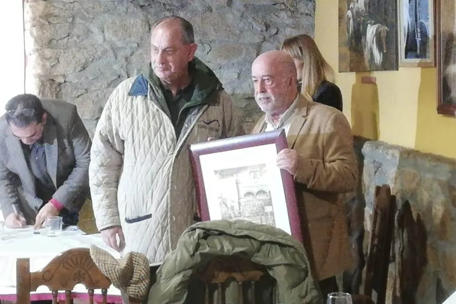Foto 2 - Buen juego de las vacas de Ignacio L&oacute;pez Chaves en la parada del Bols&iacute;n en Ledesma