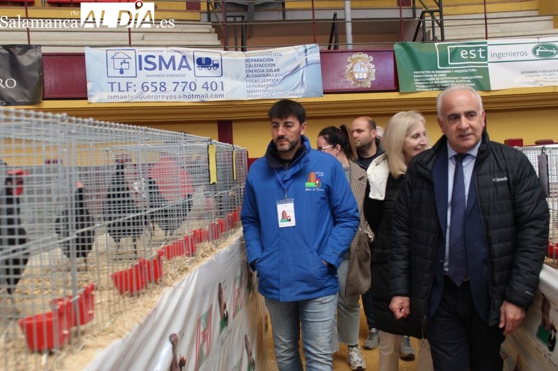 Foto 3 - Arranca el Campeonato Internacional de Avicultura y Colombicultura