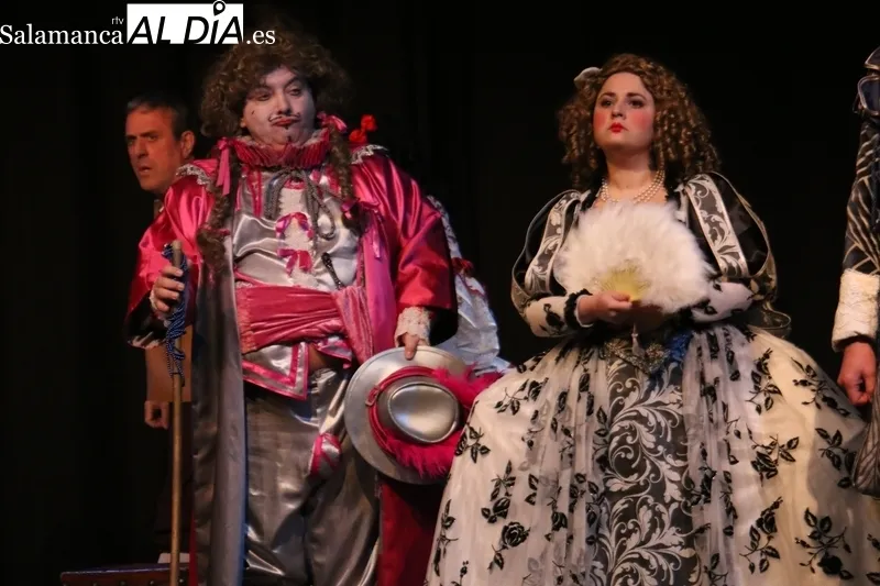 Excelente caracterización e interpretación de cada uno de los personajes a cargo de los actores de Arcón de Olid / CORRAL 