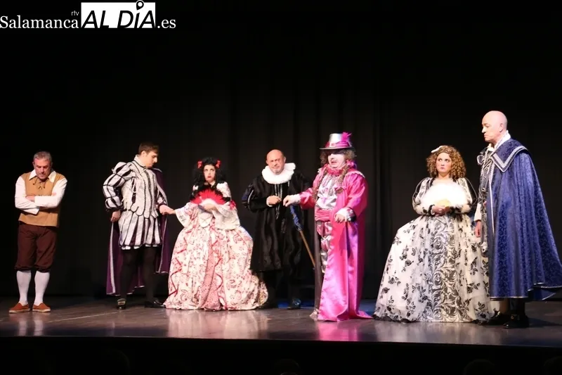 Excelente caracterización e interpretación de cada uno de los personajes a cargo de los actores de Arcón de Olid / CORRAL 