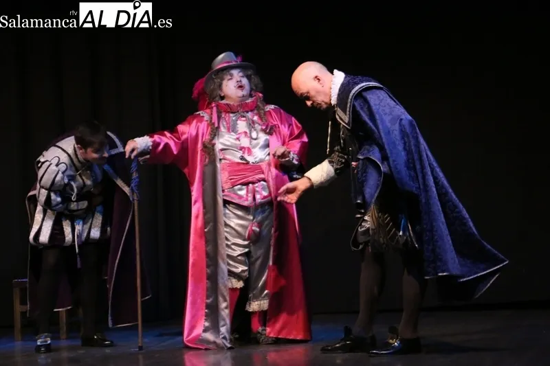 Excelente caracterización e interpretación de cada uno de los personajes a cargo de los actores de Arcón de Olid / CORRAL 