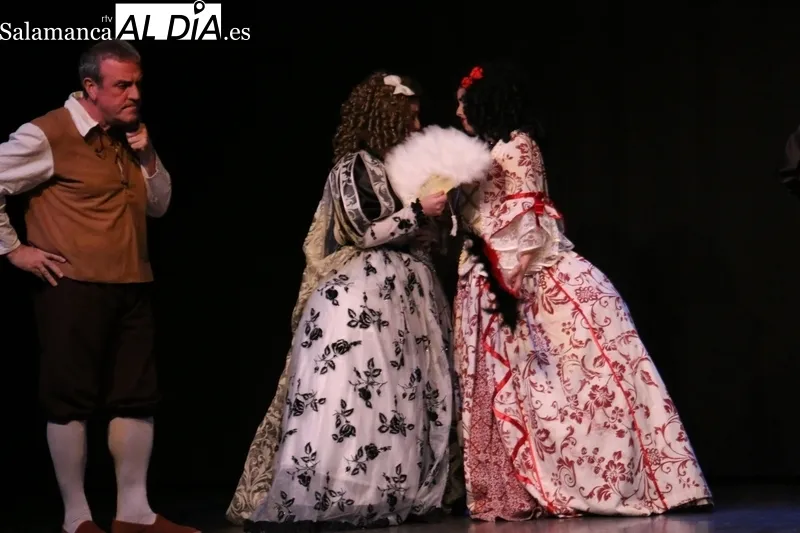 Excelente caracterización e interpretación de cada uno de los personajes a cargo de los actores de Arcón de Olid / CORRAL 