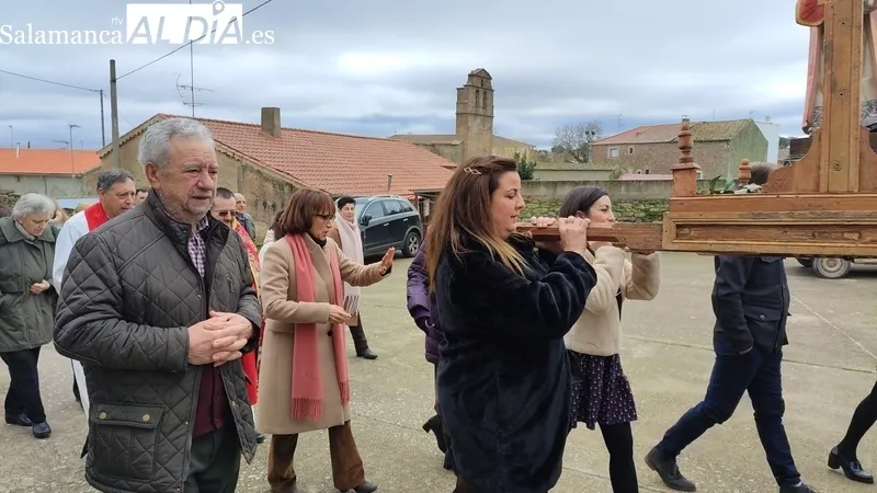 Los vecinos de Escuernavacas no faltaron a la cita con San Vicente / CORRAL 