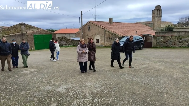 Los vecinos de Escuernavacas no faltaron a la cita con San Vicente / CORRAL 
