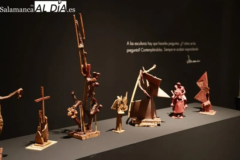 Exposición 'Siempre Venancio. El arte nunca se deja de aprender' en la sala de Santo Domingo de la Cruz. Foto de David Sañudo