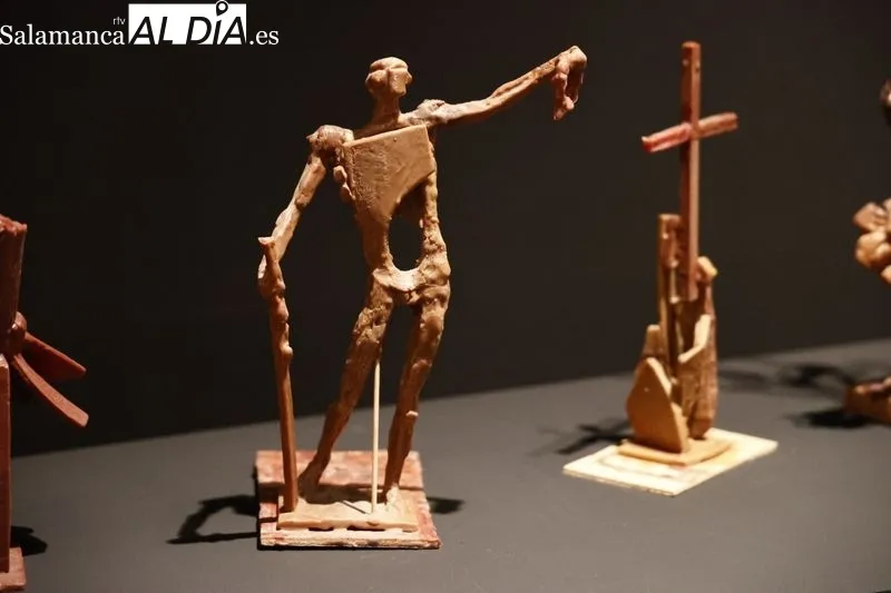 Exposición 'Siempre Venancio. El arte nunca se deja de aprender' en la sala de Santo Domingo de la Cruz. Foto de David Sañudo