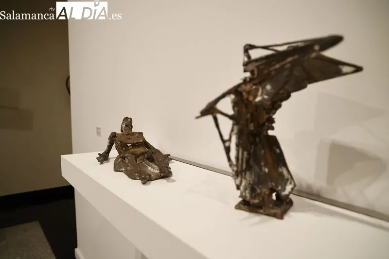 Exposición 'Siempre Venancio. El arte nunca se deja de aprender' en la sala de Santo Domingo de la Cruz. Foto de David Sañudo