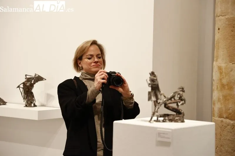Exposición 'Siempre Venancio. El arte nunca se deja de aprender' en la sala de Santo Domingo de la Cruz. Foto de David Sañudo