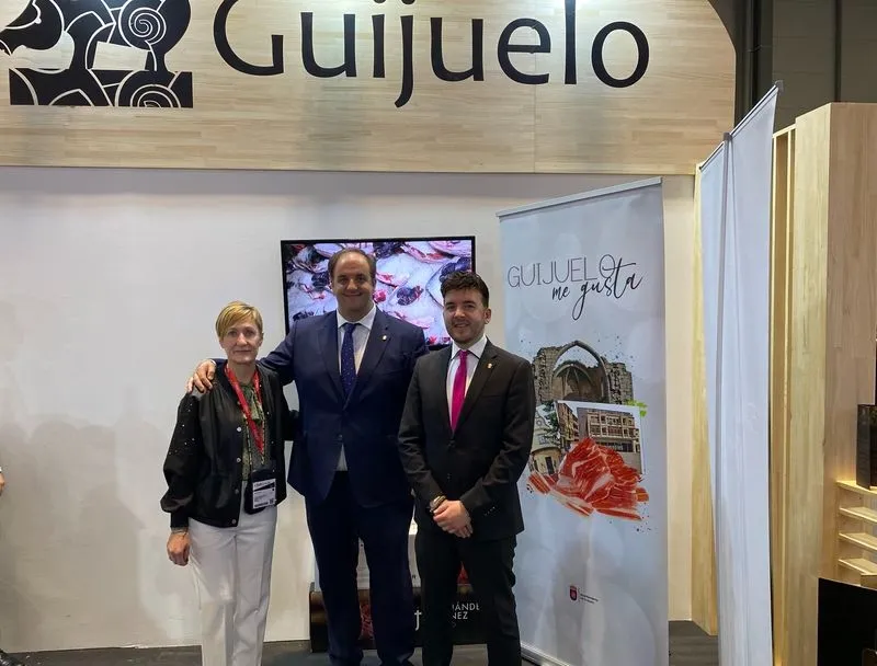 Foto 3 - Guijuelo atrae a personalidades del mundo gastron&oacute;mico, social, deportivo y pol&iacute;tico