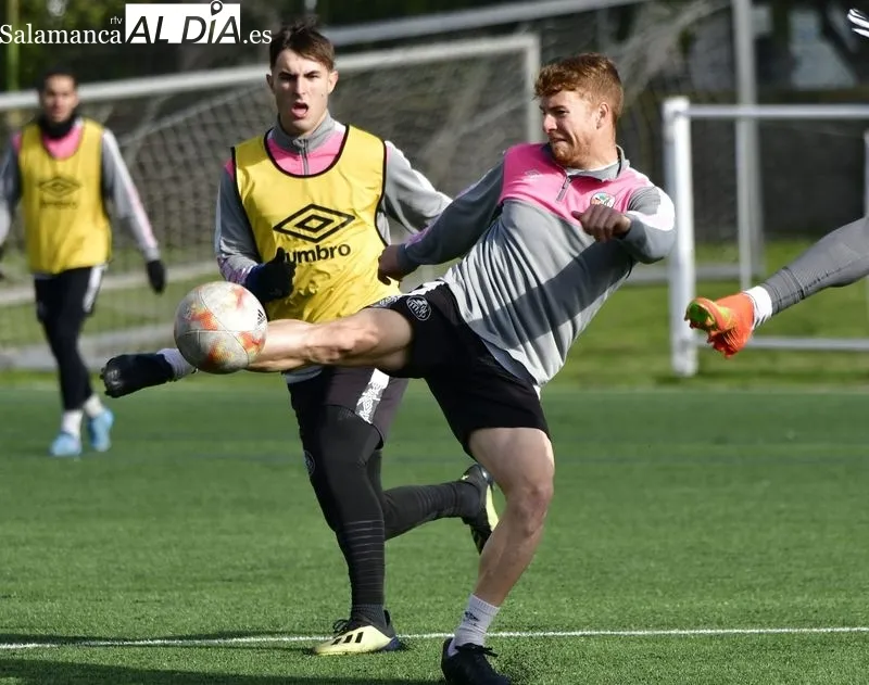 Galería de imágenes del entrenamiento del primer y segundo equipo / Fotos: SALAMANCArtv AL DÍA