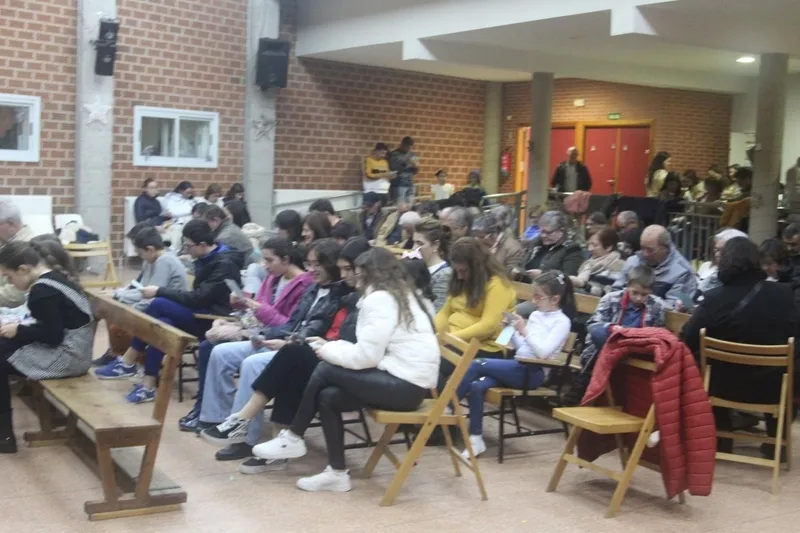 Foto 8 - Los ni&ntilde;os de El Cubo de Don Sancho obsequian a los Reyes Magos &lsquo;Una Navidad maravillosa&rsquo;
