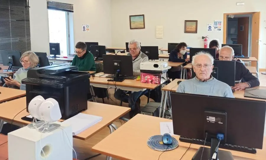 Foto 2 - Un total de 107 personas toman parte en la nueva tanda de cursos del Centro de Nuevas Tecnolog&iacute;as