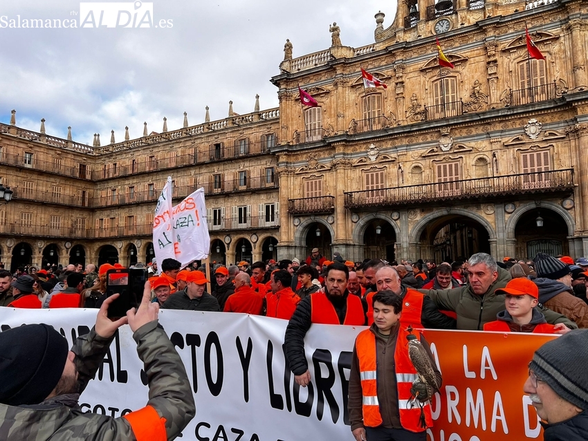 Manifestación de cazadores contra la ley animalista y la reforma del Código Penal en Salamanca