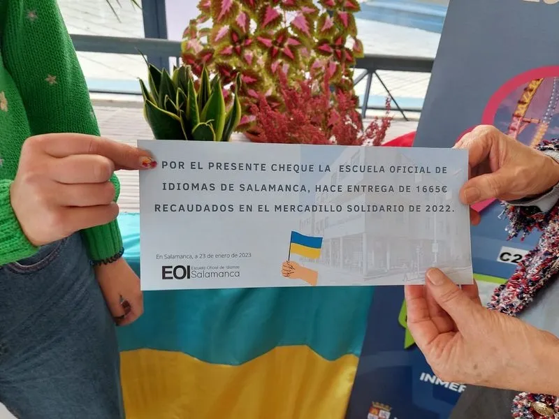 El Mercadillo Solidario de la Escuela de Idiomas recauda más de 3.300 euros