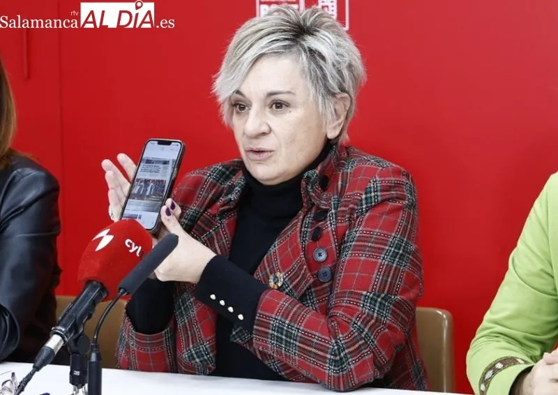 La vicesecretaria general del PSOE de Salamanca, Elena Diego. Foto de David Sañudo