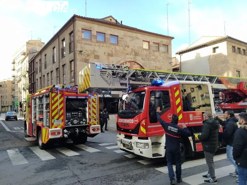 Incendio en el número 18 de la calle Correhuela