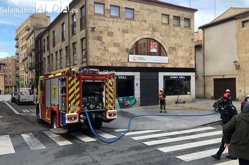 Incendio en el número 18 de la calle Correhuela
